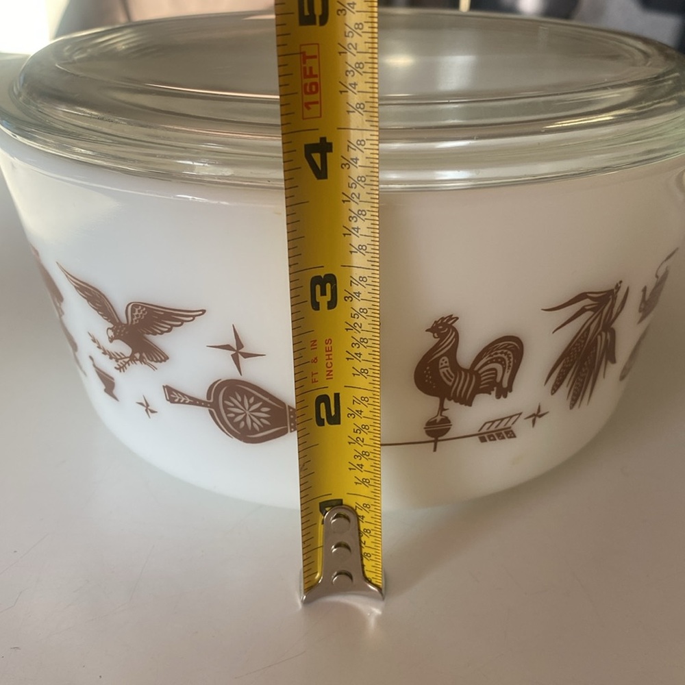 Pyrex Early American 1.5 quart Casserole Dish with Lid - Picture 11 of 11
